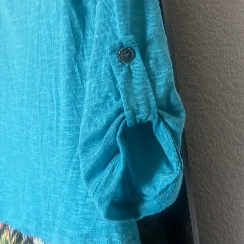 Bobeau Blue Cuffed Sleeve Pleated Blouse - Picture 2 of 3